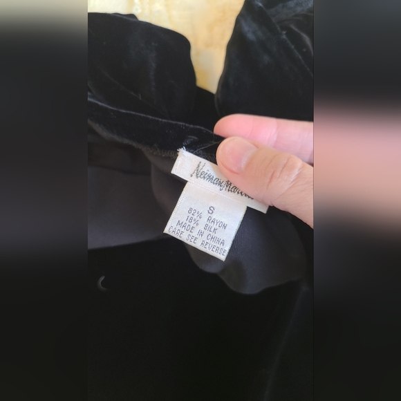 Neiman Marcus Velvet Deep V Black Evening Dress - Picture 8 of 11
